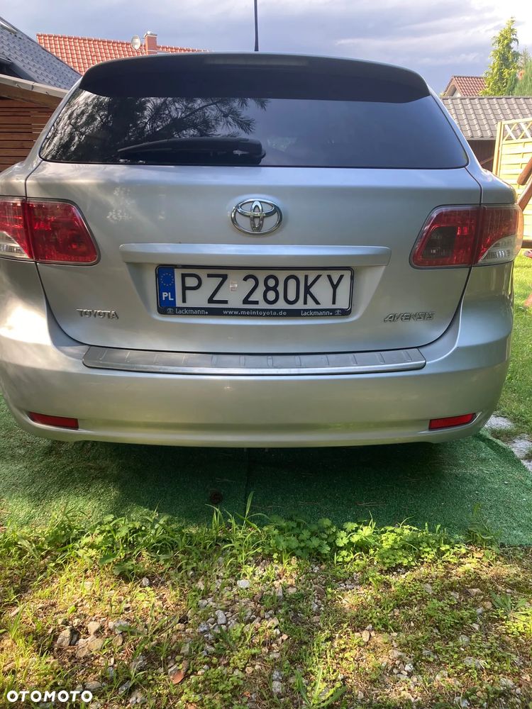 Toyota Avensis 2.2 D-CAT Executive - 3