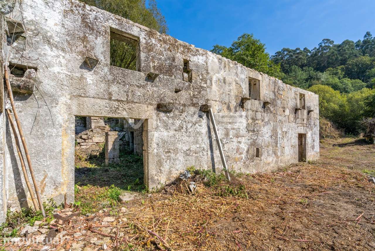 Moradia para Restaurar T0 Venda em Vade,Vila Verde - Grande imagem: 4/25