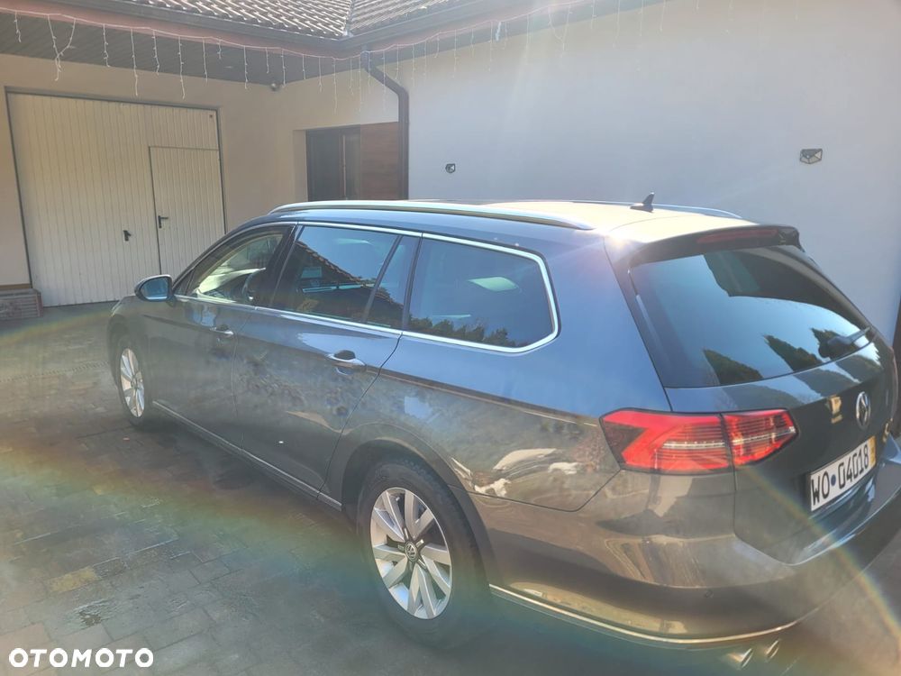 Volkswagen Passat Variant 2.0 TDI SCR DSG Comfortline - 5