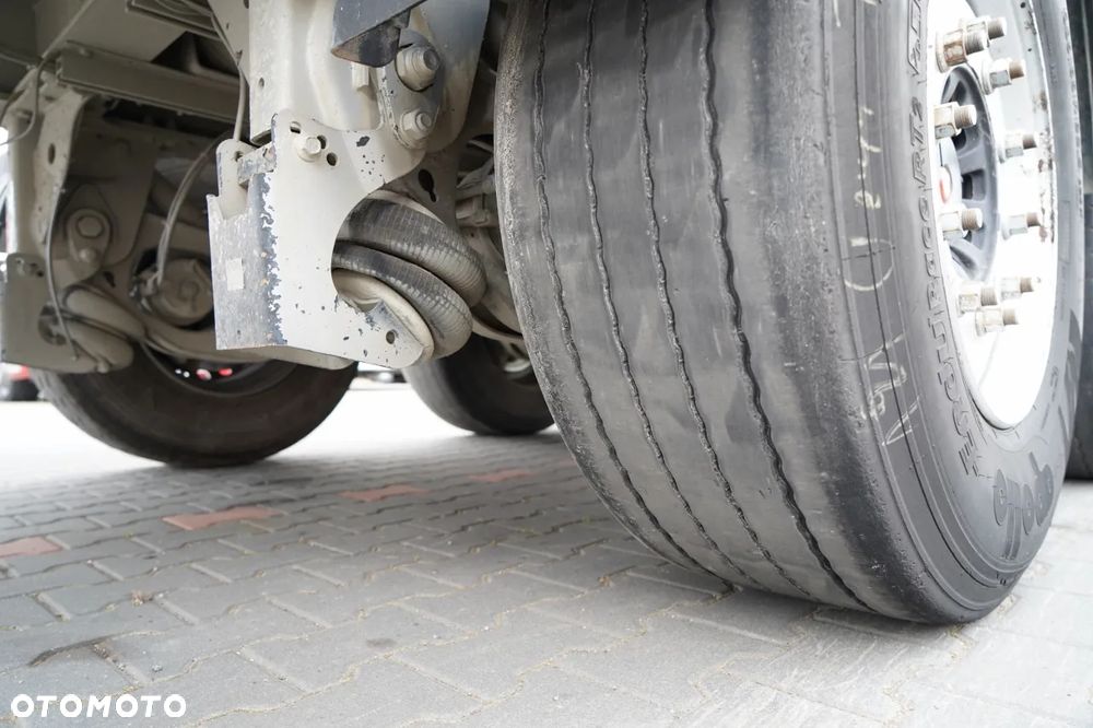 Stas WYWROTKA / 26m3 / ALUMINIOWA / OŚ PONOSZONA / SKRĘTNA  / OSIE SAF - 16