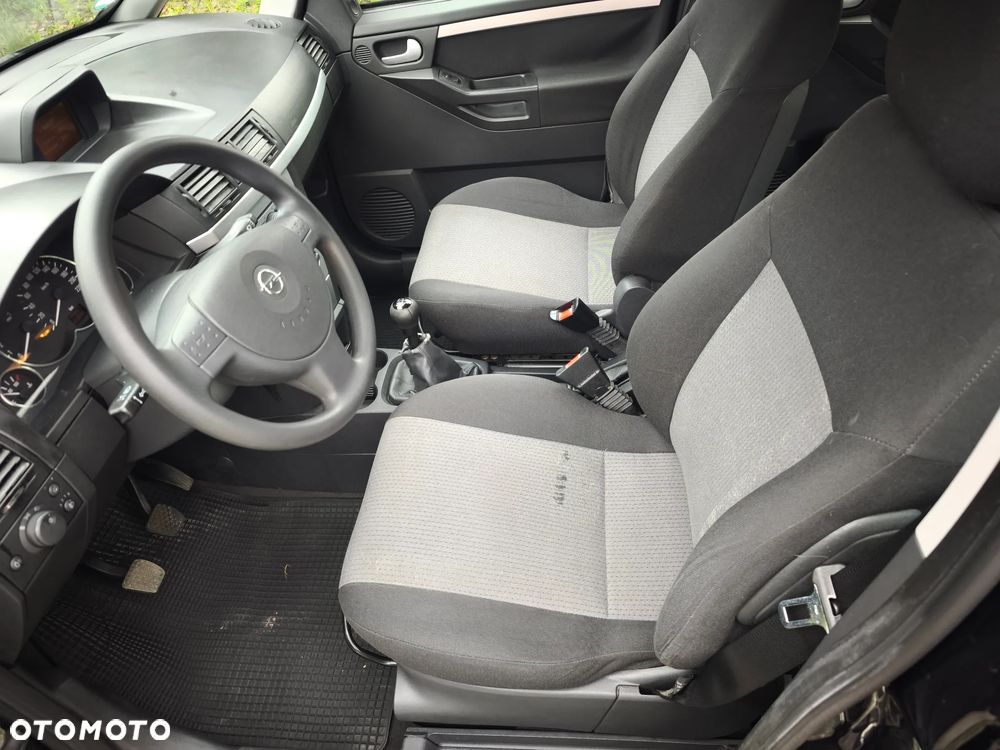 Opel Meriva 1.6 16V Essentia - 6