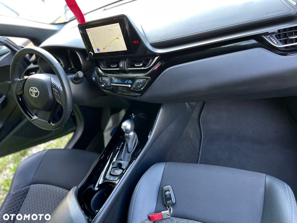 Toyota C-HR 2.0 Business-Edition - 13