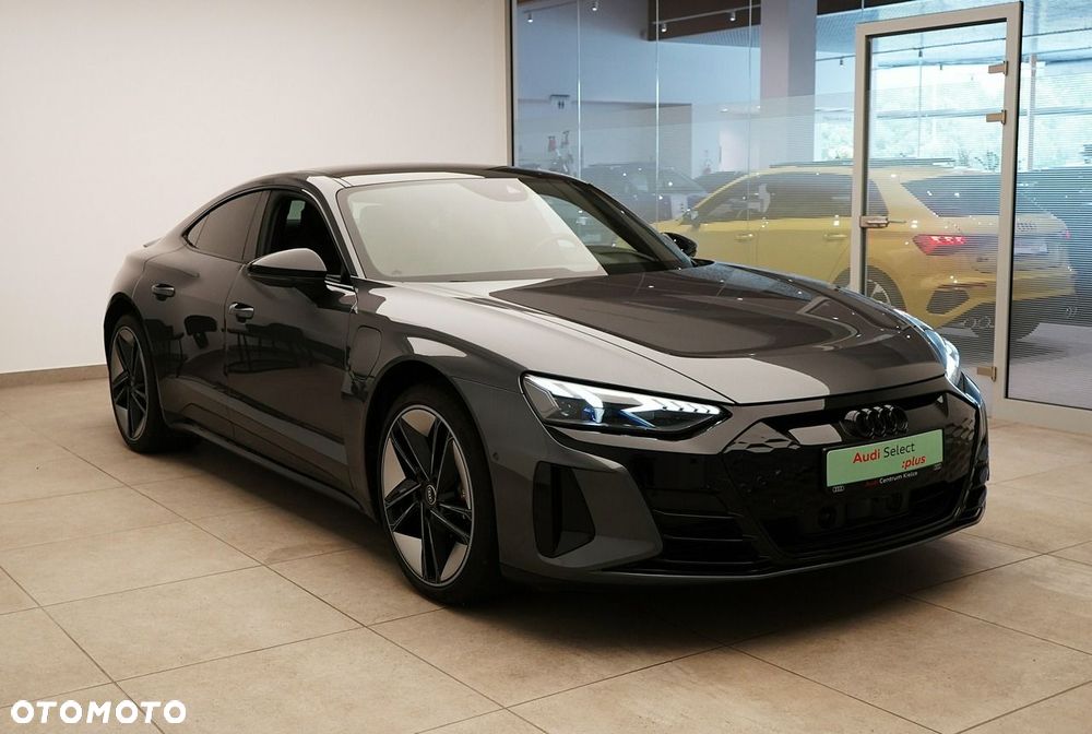 Audi e-tron GT - 6