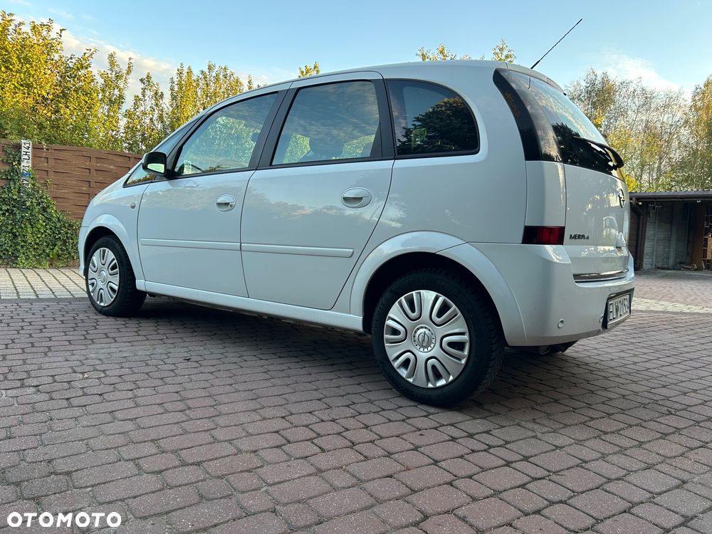 Opel Meriva - 9