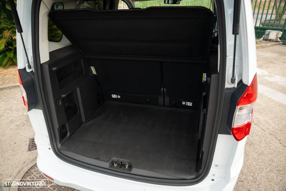 Ford Tourneo Courier 1.0 EcoBoost Ambiente - 17