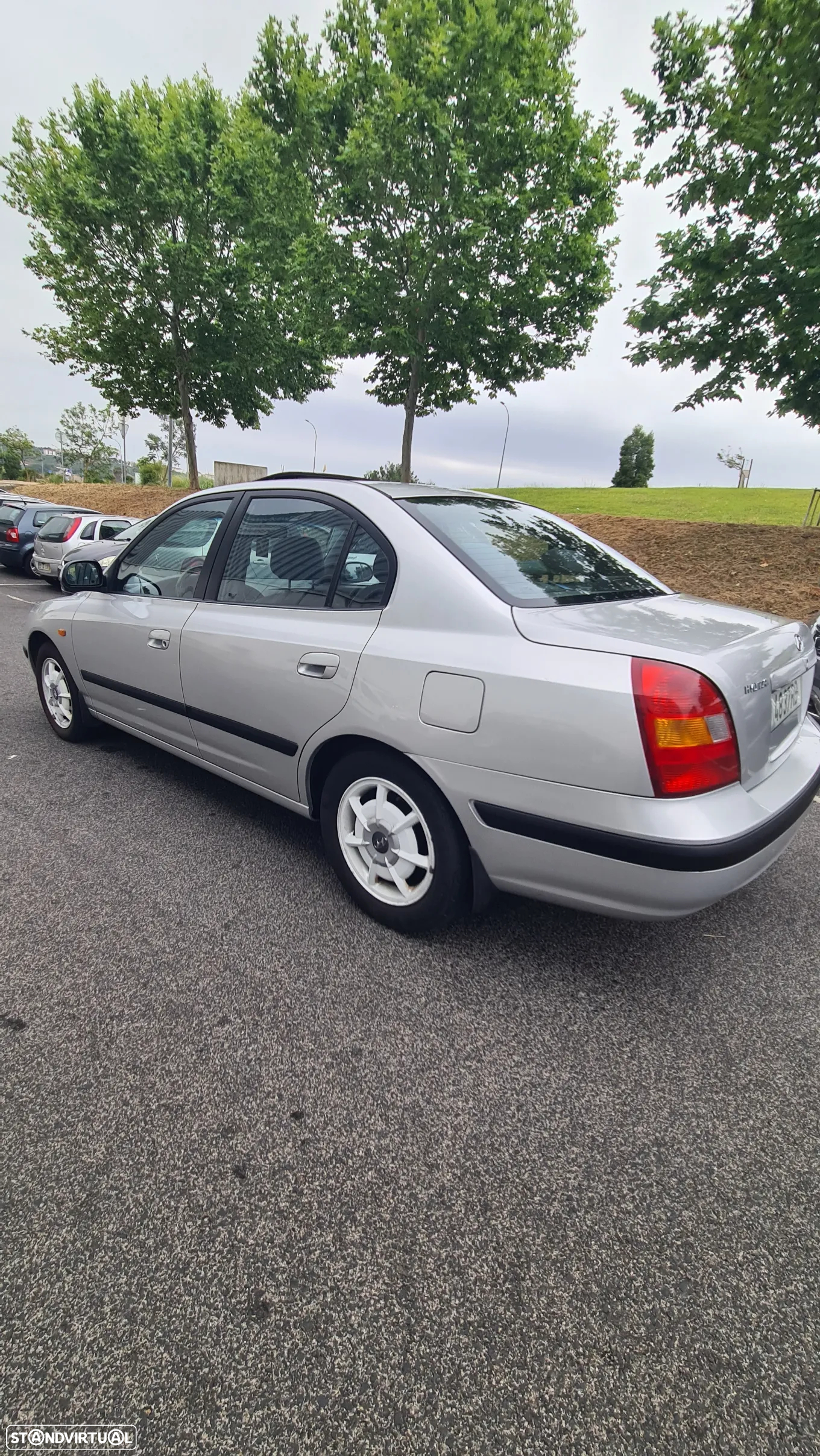 Hyundai Elantra 2.0 GLS Plus - 6