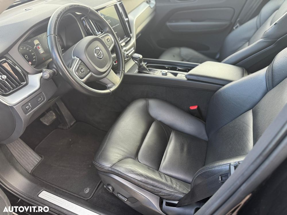 Volvo XC 60 D4 AWD Geartronic Momentum - 16