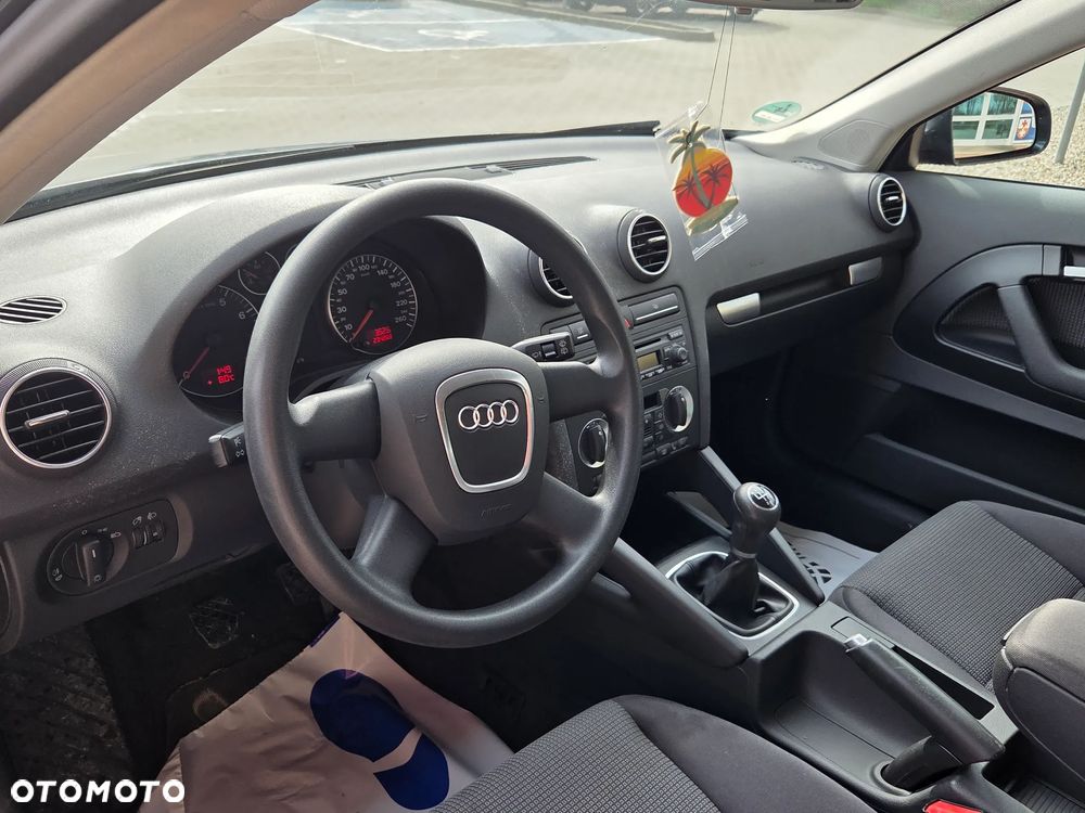 Audi A3 Sportback - 5