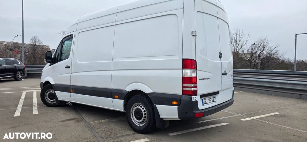 Mercedes-Benz Sprinter - 5