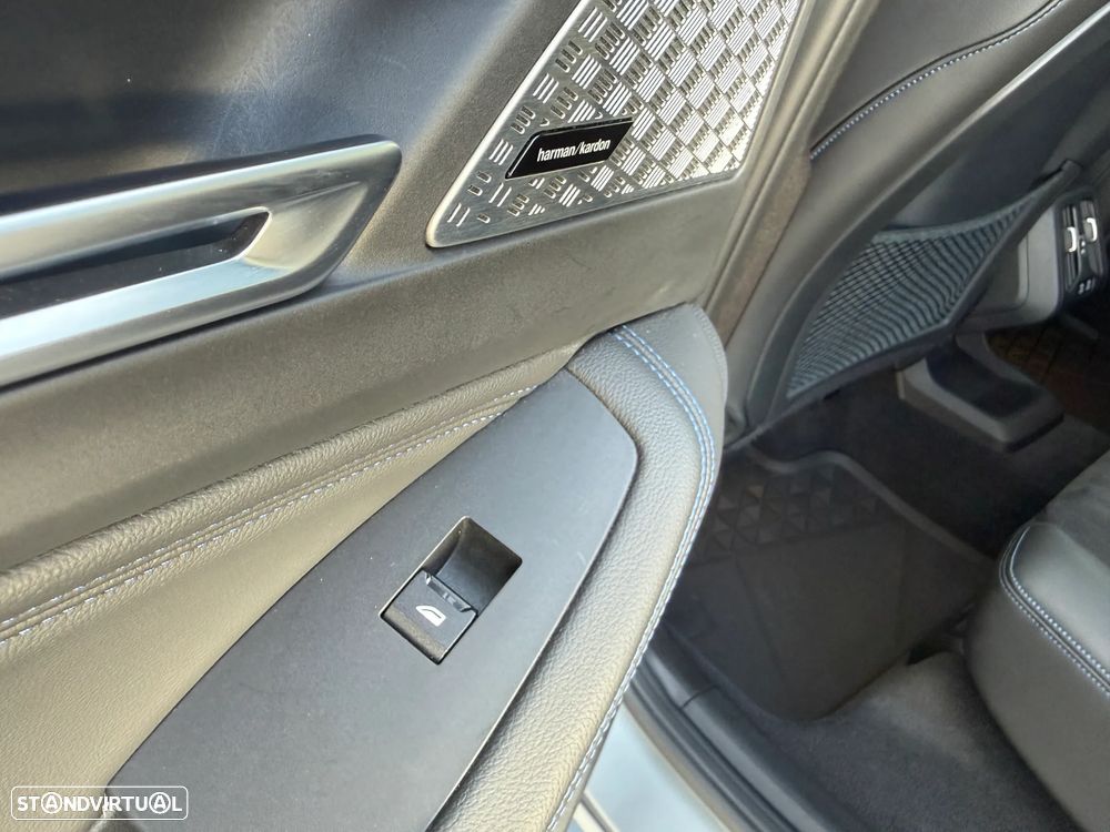 BMW 218 Active Tourer d Pack Desportivo M Auto - 30