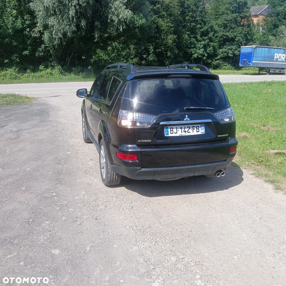 Mitsubishi Outlander 2.2 DI-D 4WD Intense - 3