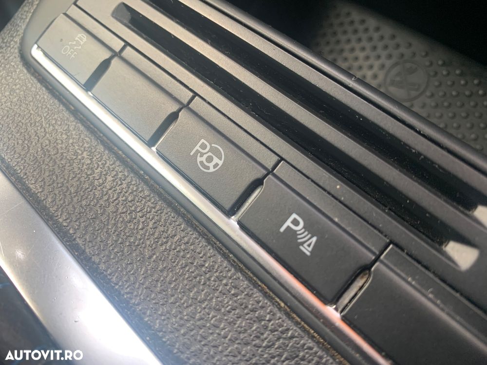 Volkswagen Tiguan - 18