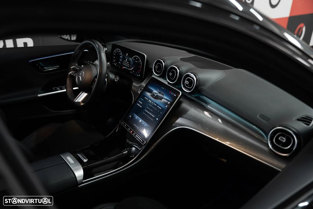 Mercedes-Benz C 300 d AMG Line - 24