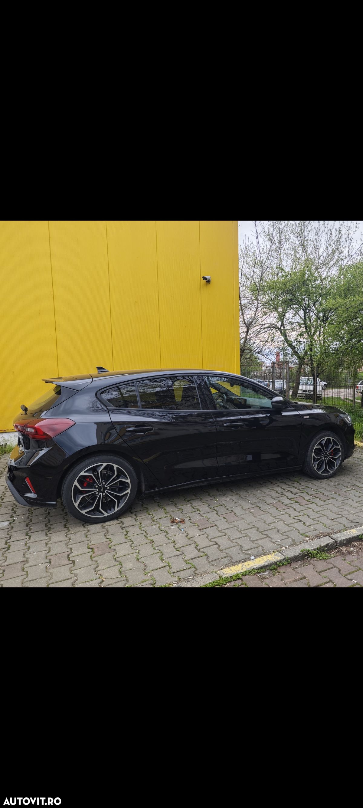 Ford Focus - 1