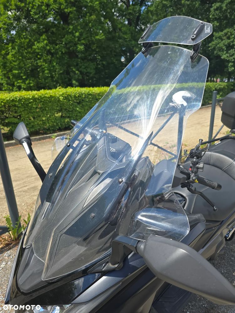 Kymco AK 550 - 7