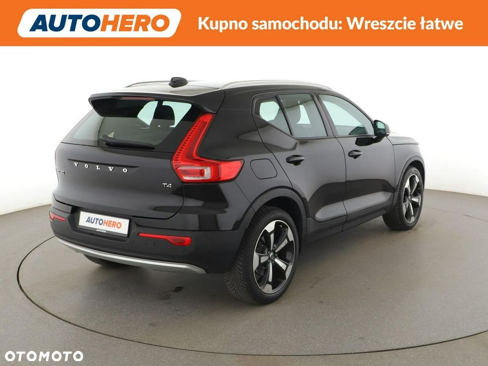 Volvo XC 40 T4 Momentum - 8