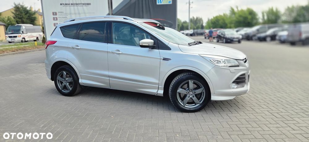 Ford Kuga 2.0 TDCi 4x4 Titanium - 19