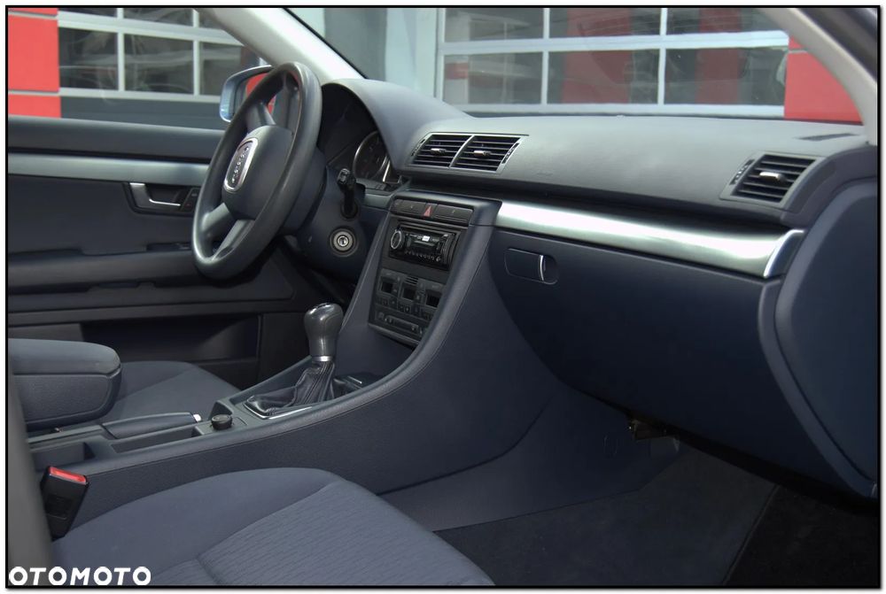 Audi A4 Limousine - 19