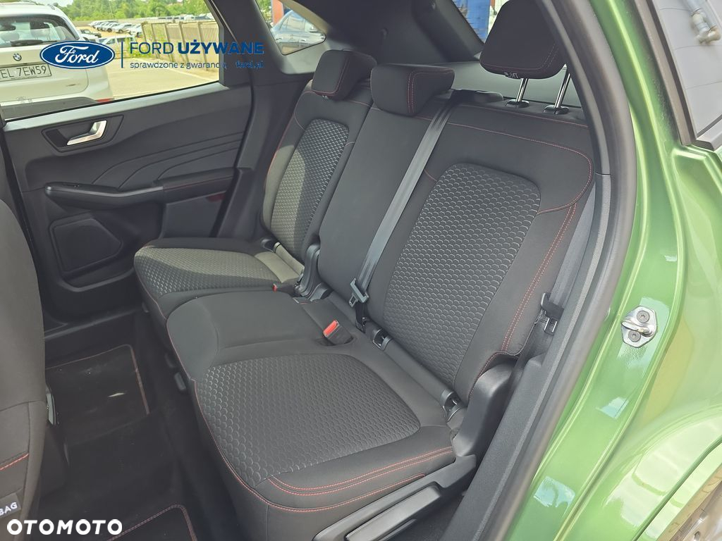 Ford Kuga - 16
