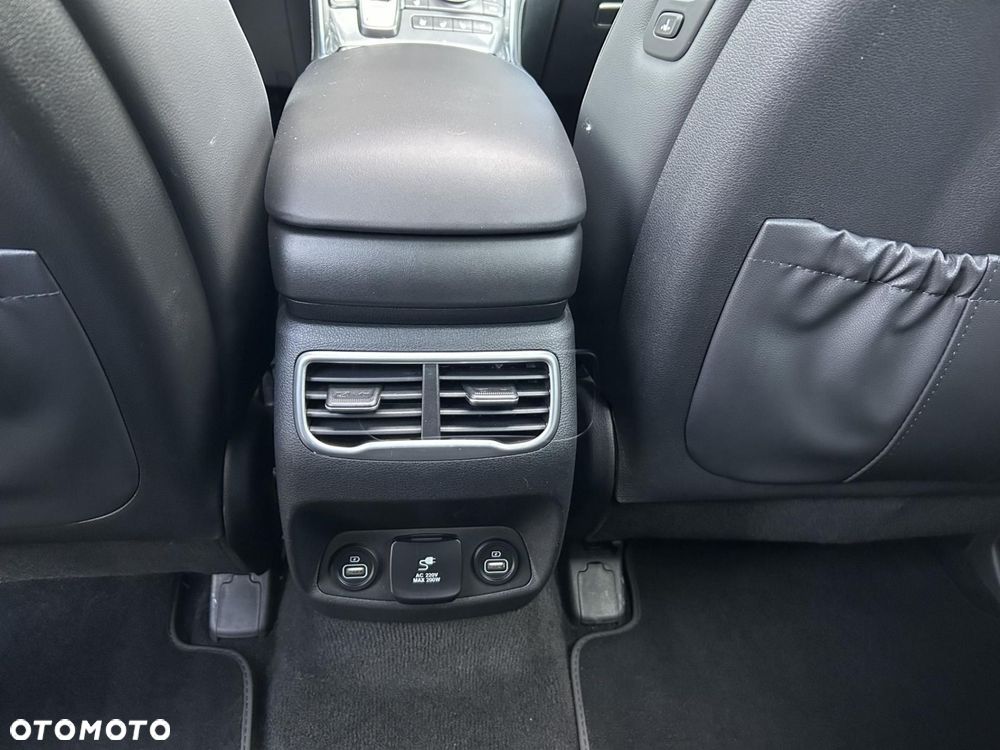 Hyundai Santa Fe 1.6 T-GDI HEV Platinum 4WD - 23