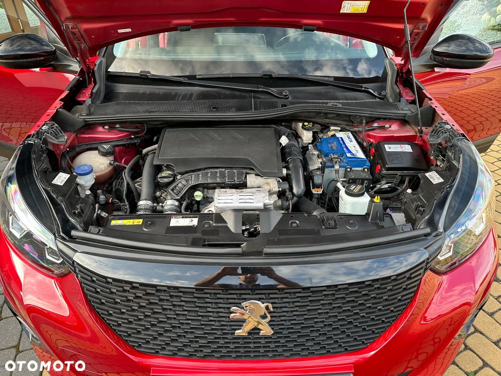 Peugeot 2008 1.2 Pure Tech GPF Allure S&S - 15