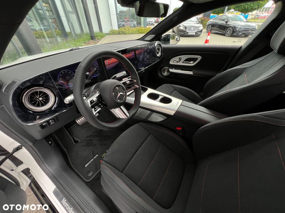 Mercedes-Benz CLA 250+ 85kWh - 12