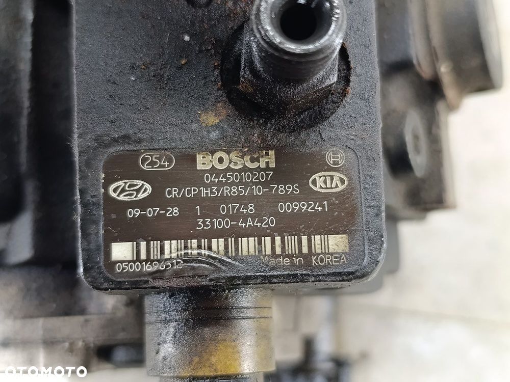 POMPA WTRYSKOWA HYUNDAI H-1 II 33100-4A420 0445010207  BOSCH 2.5 CRDI - 4