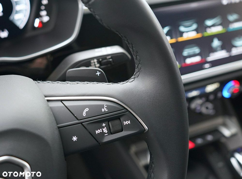 Audi Q3 Sportback - 19