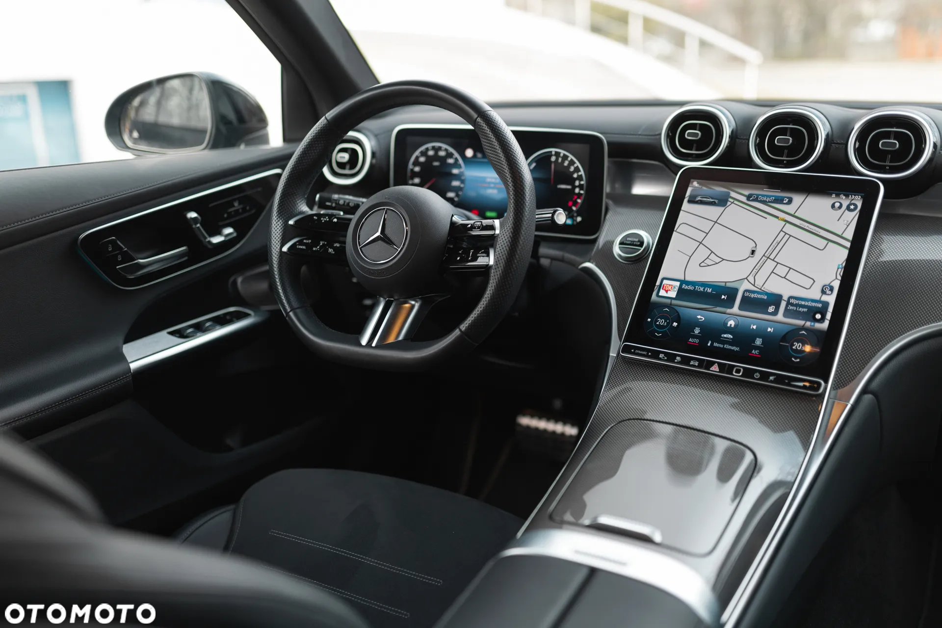 Mercedes-Benz GLC 300 e 4-Matic AMG Line - 19