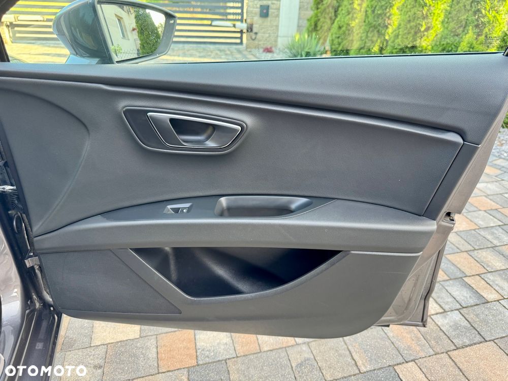Seat Leon 2.0 TDI DPF Start&Stop DSG FR - 28