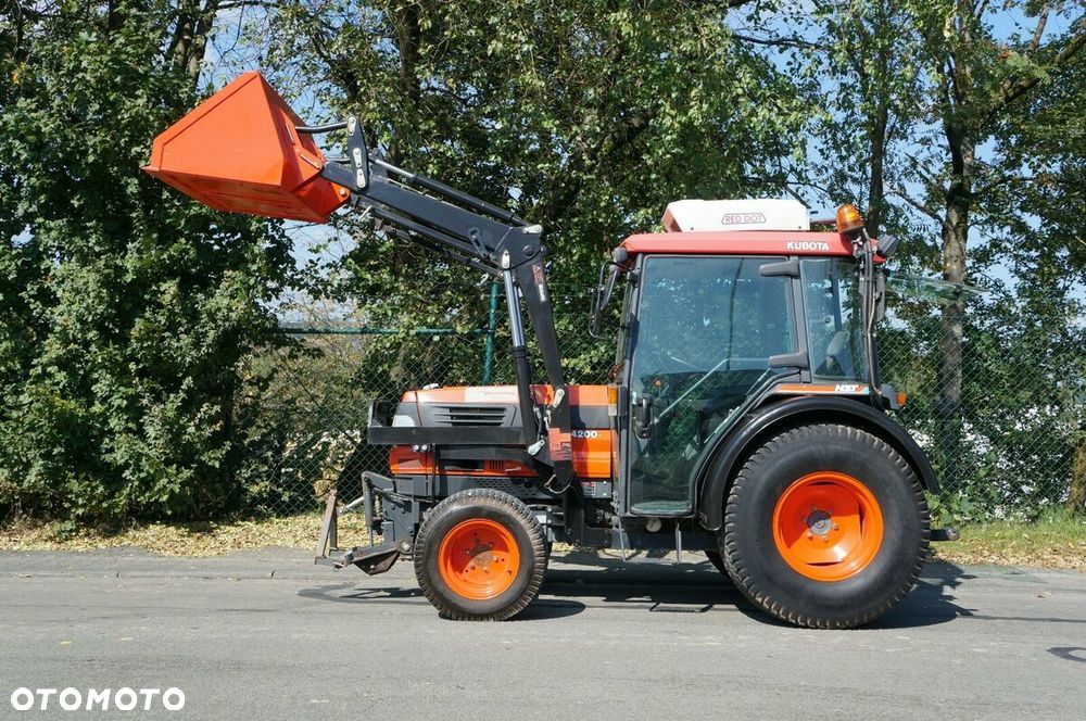 Kubota Kubota L4200 z ładowaczem czołowym 2004  CIĄGNIK ROLNICZY - 1