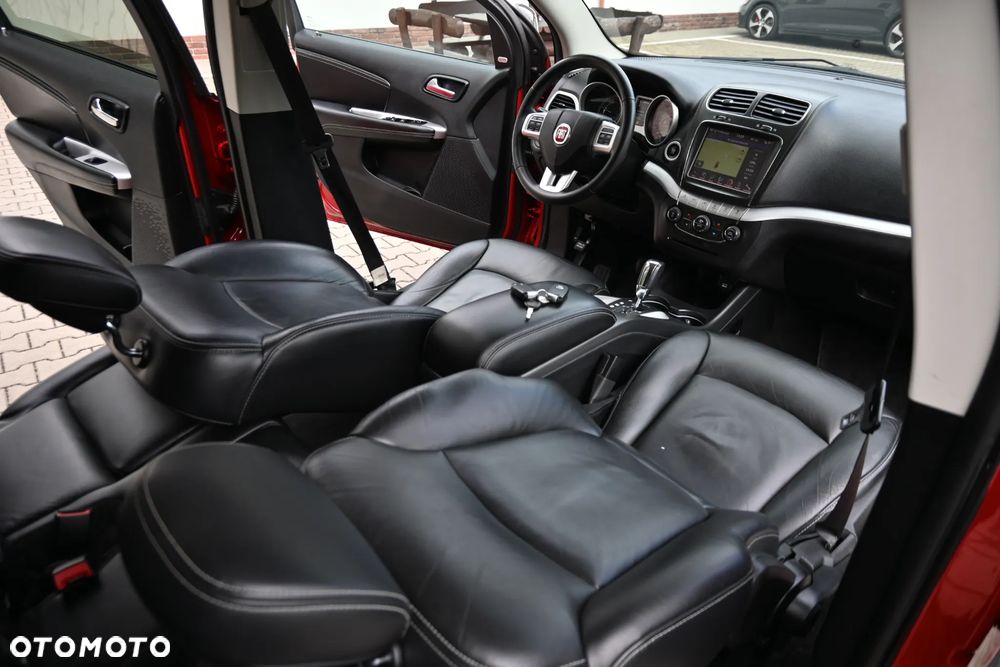 Fiat Freemont 2.0 Multijet 16V DPF Automatik Allrad Black Code - 37