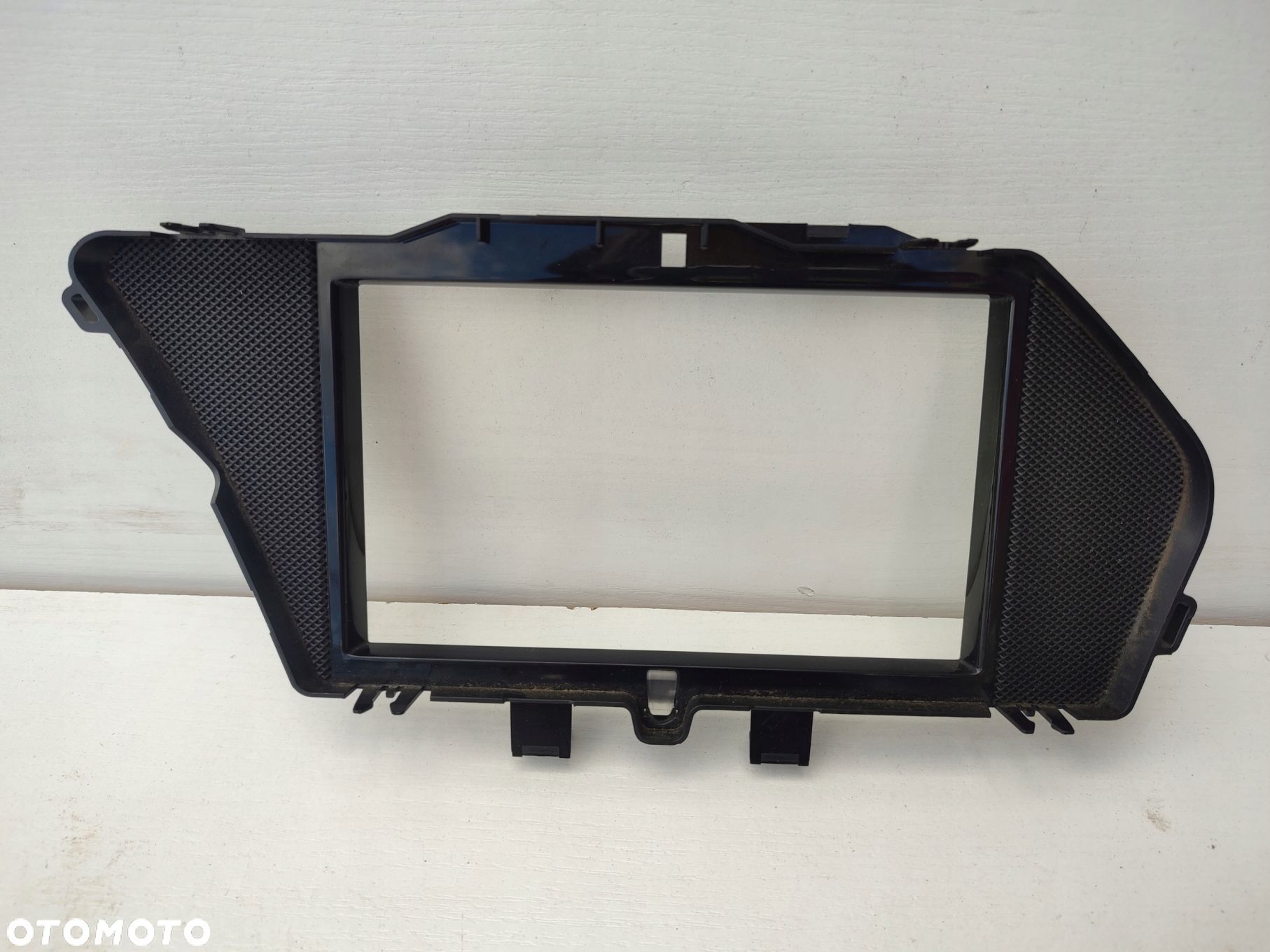 Ramka osłona wyświetlacza MERCEDES GLK X204 EUROPA ORYGINAŁ A2046801789 - 1