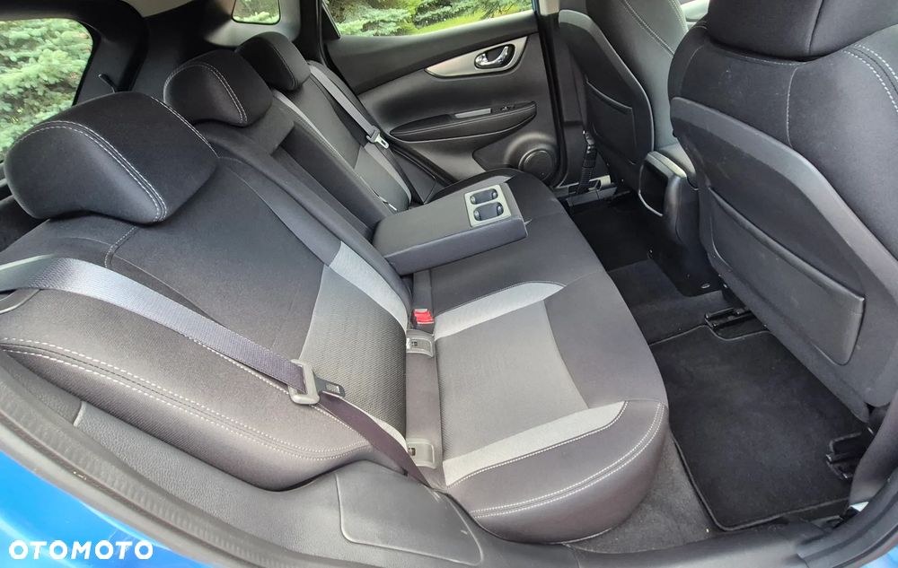 Nissan Qashqai 1.6 DIG-T N-Connecta - 12