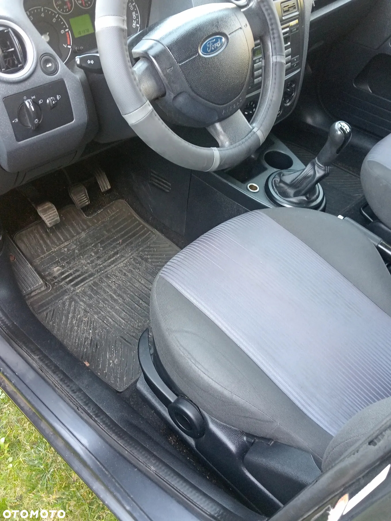 Ford Fusion 1.4 Ambiente - 11