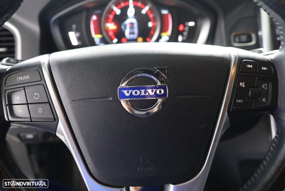 Volvo XC 60 2.0 D4 VOR Geartronic - 18