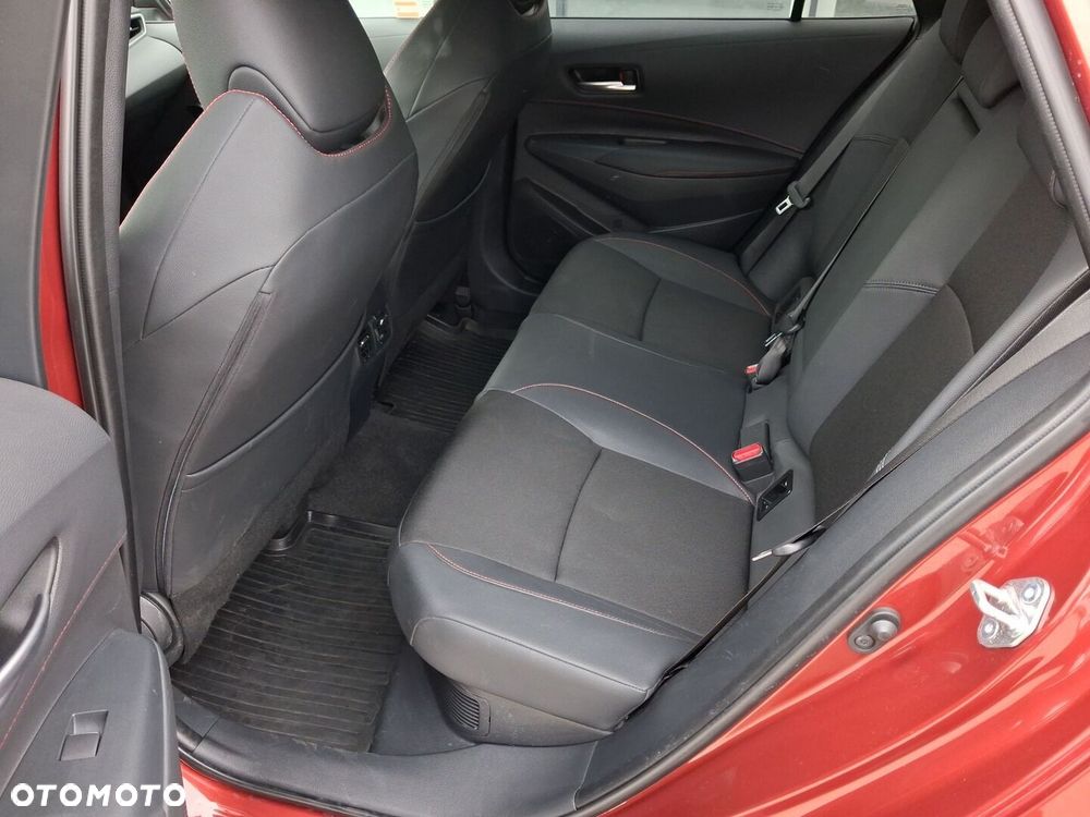 Toyota Corolla - 13