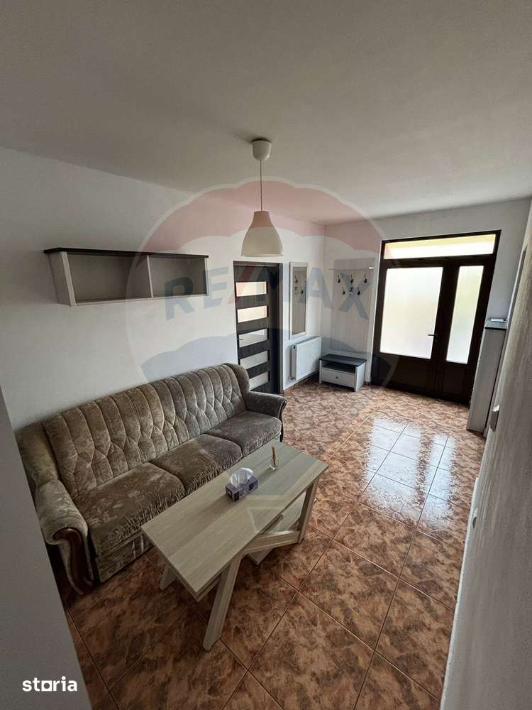 Casă și depozit de închiriat în Alba Iulia - Imagine principală: 5/17
