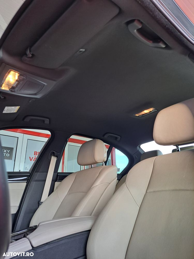 BMW Seria 5 525d xDrive Sport-Aut. - 14