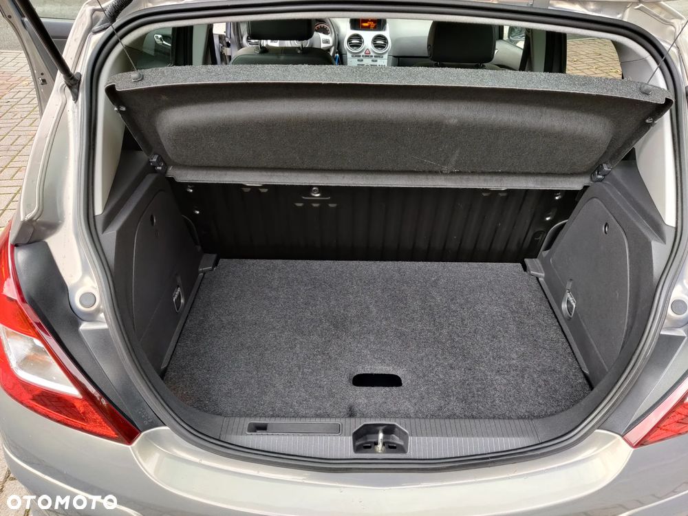 Opel Corsa 1.4 16V 150 Jahre - 24