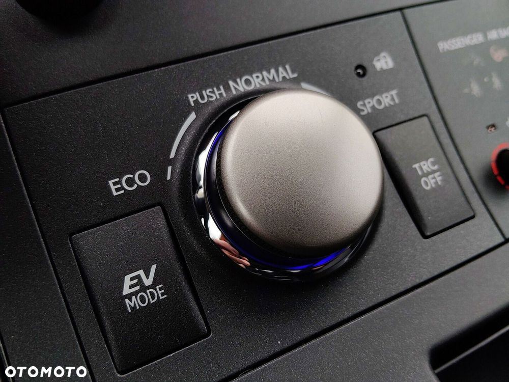 Lexus CT 200h Elegance EU6 - 23