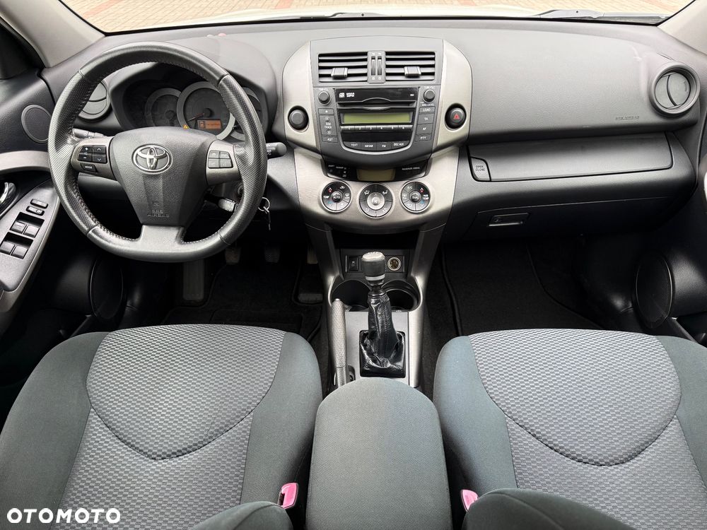 Toyota RAV4 2.0 4x2 Sol - 11