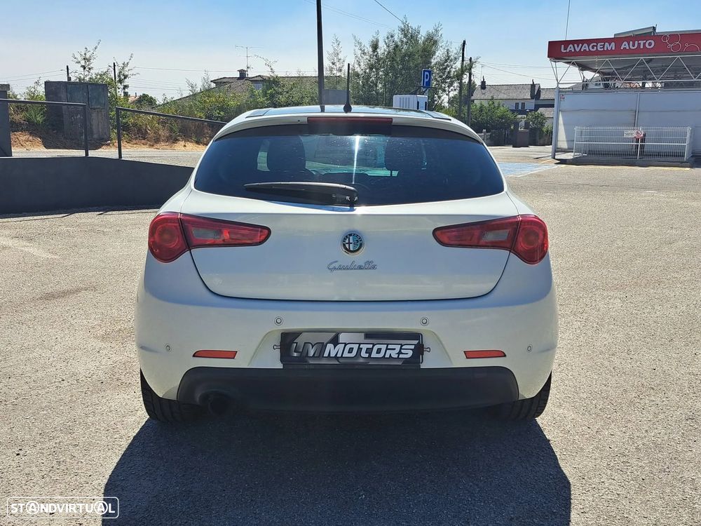 Alfa Romeo Giulietta 1.6 JTDM Distinctive - 12