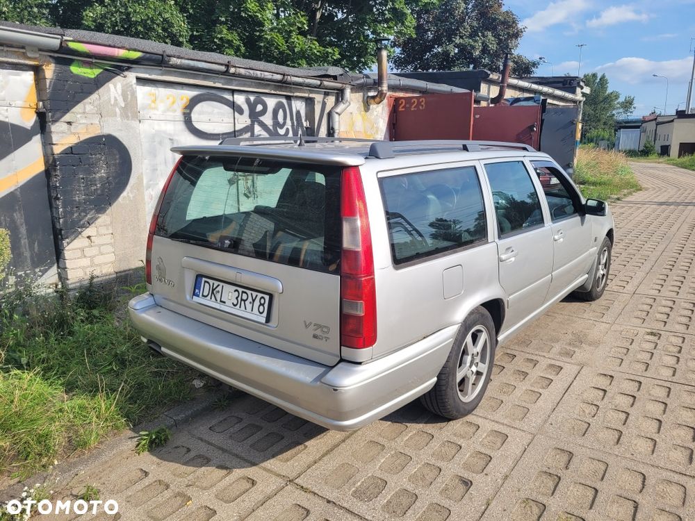 Volvo V70 - 2