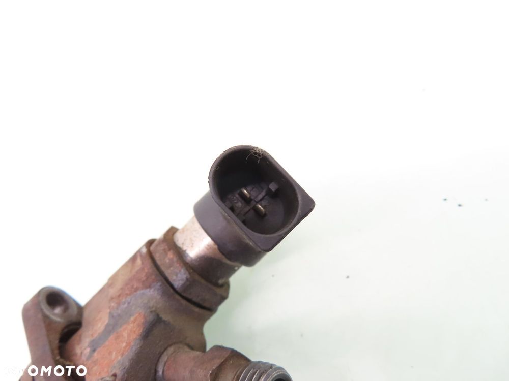 WTRYSKIWACZ VOLVO C30 (533) 2.0 D 136 - D 4204 T 9657144580 - 3