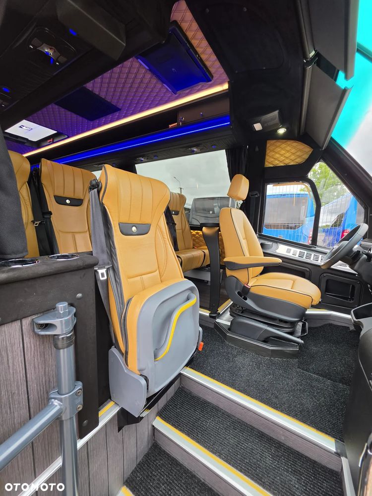 Mercedes-Benz Żak MB Sprinter - 12