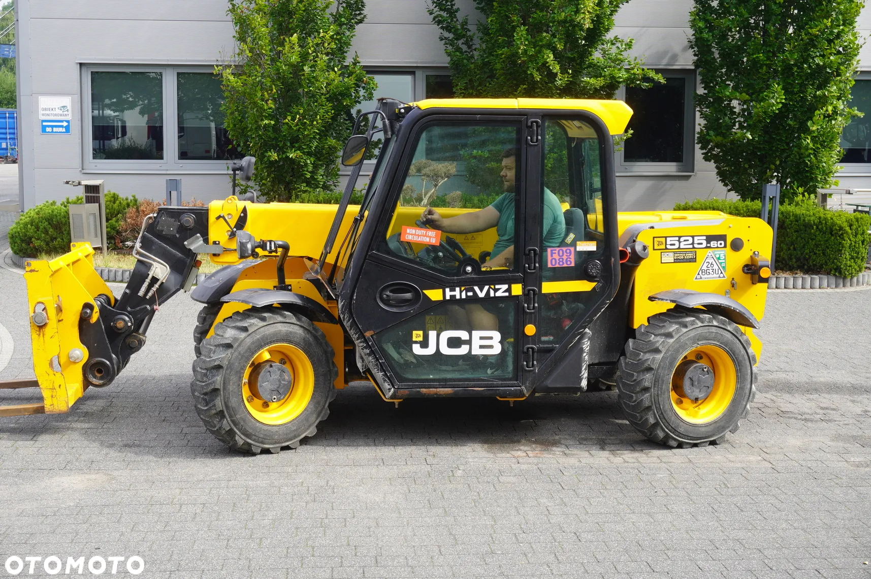 JCB 525-60T5 / 2022 / 860 MTH! / 2,5 t / zasięg 6 m / joystick - 7