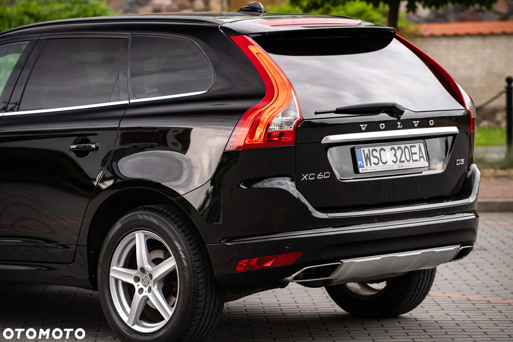 Volvo XC 60 D4 Momentum - 11
