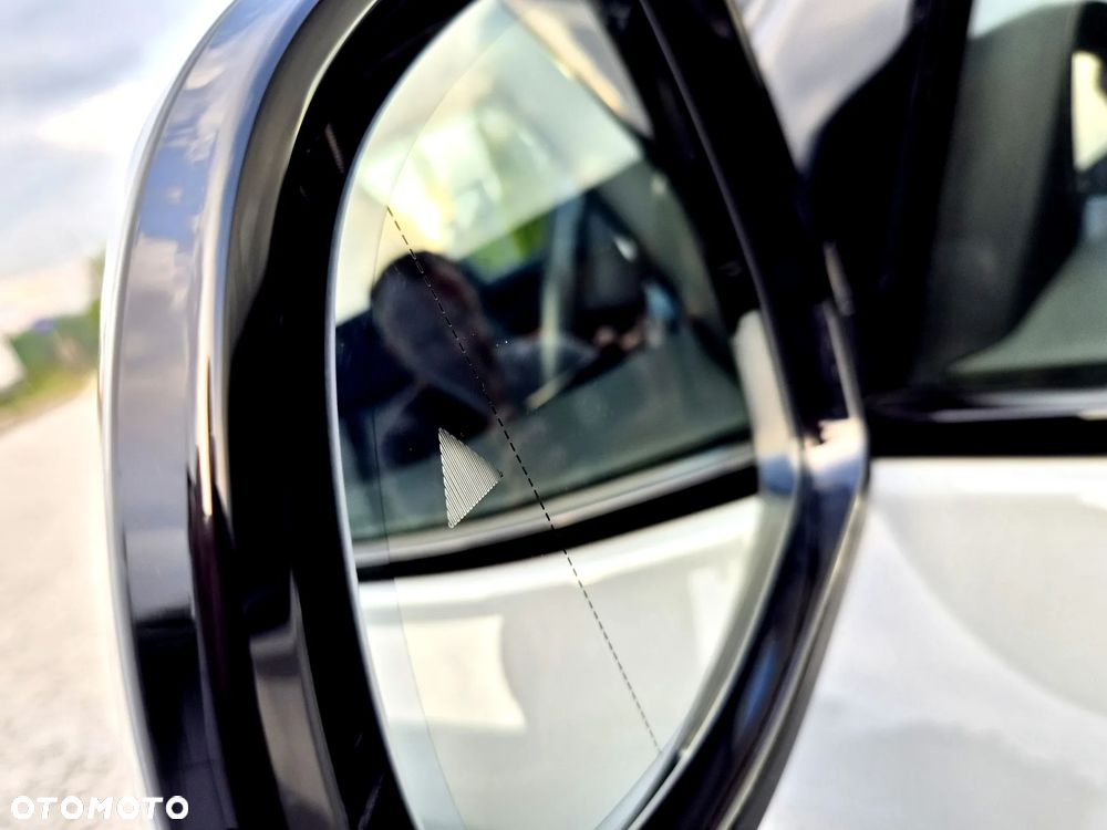 BMW X3 xDrive20d mHEV - 17