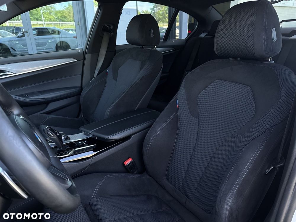BMW Seria 5 520d xDrive - 20